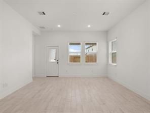 Photo - 15317 Hazel Firs Ln