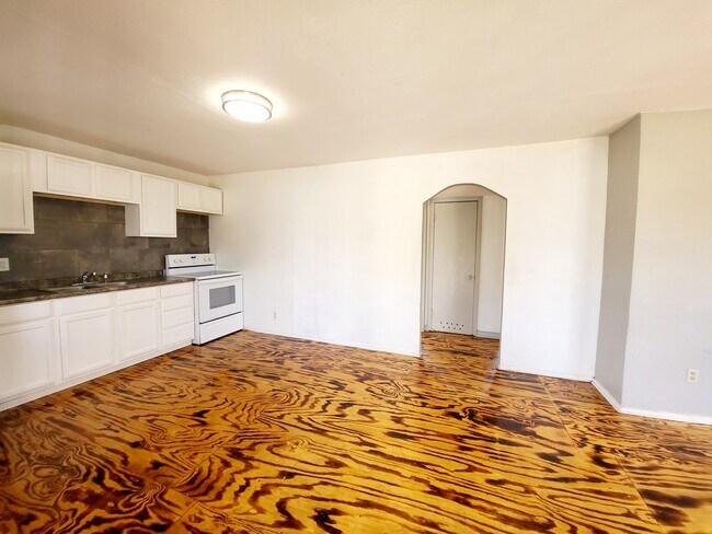 Photo - 1518 Sycamore St