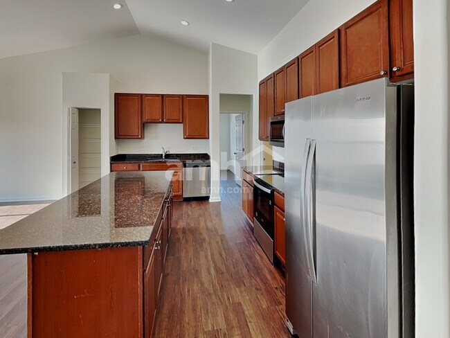 Photo - 337 Karst Cir