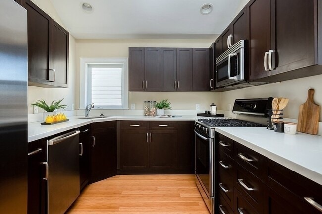 Photo - 82 Pearson Ave Unit 3