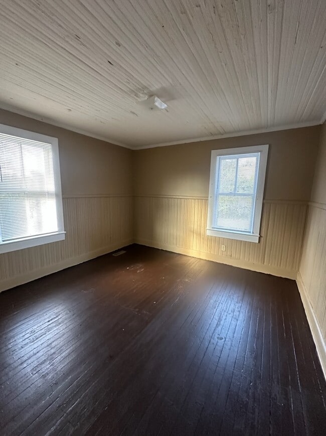 Photo - 621 E Jefferson St