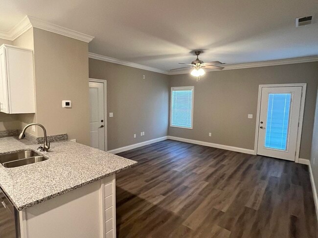 Photo - 367 Hillview Mls Blvd Unit 114