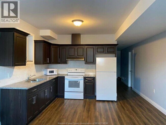 Photo - 721 Partington Ave