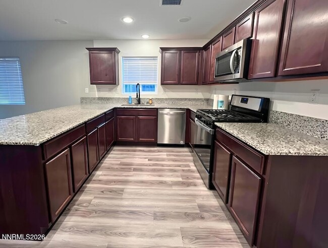 647 Osino Dr