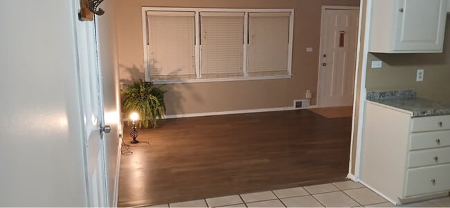 Photo - 11224 Oakland Ave