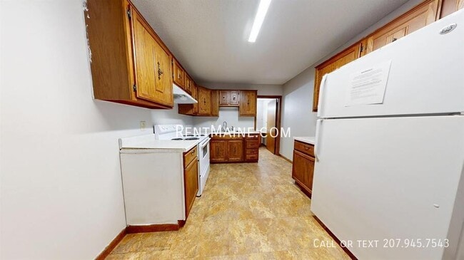 Photo - 14 Rancourt Ave Unit B