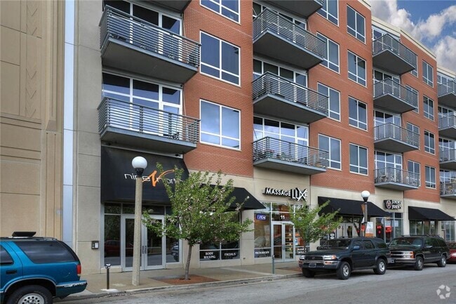 Building Photo - 9 N Euclid Ave Unit 506 Rental