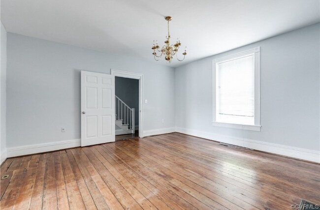 Photo - 706 W Clay St