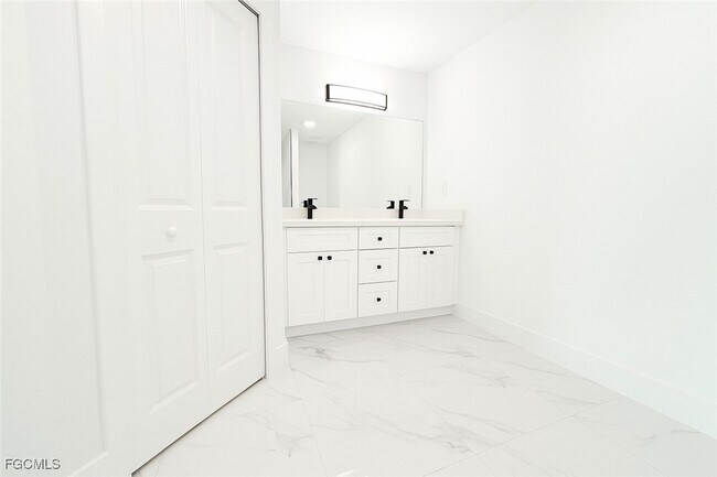 Photo - 717 NW 19th Terrace