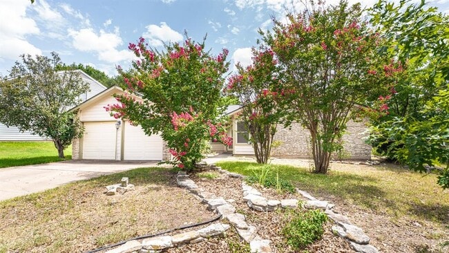 Building Photo - 11606 Parkfield Dr Rental