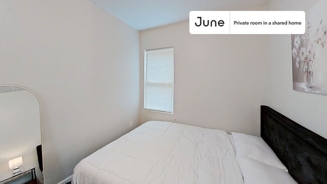 Photo - Room in Shared 3 bed/1 bath home Unidad B