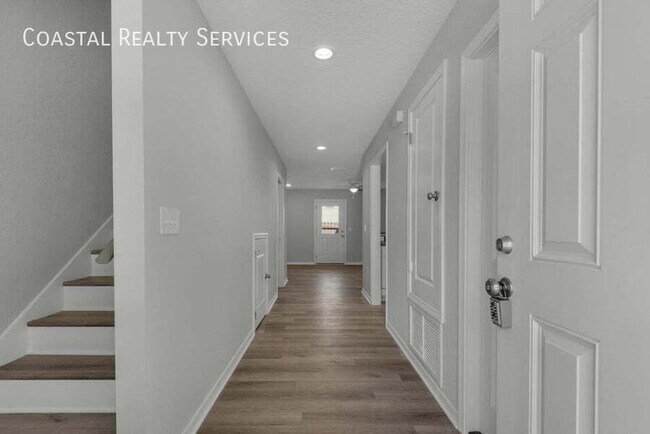Photo - 2259 Whitman Ln