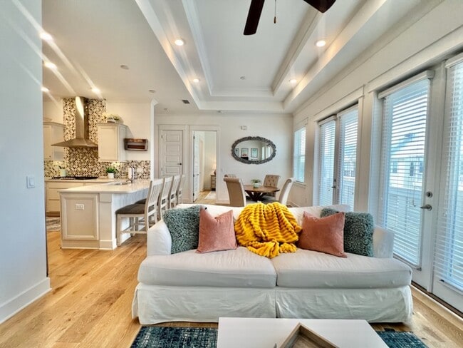 Building Photo - 15 E Milestone Dr