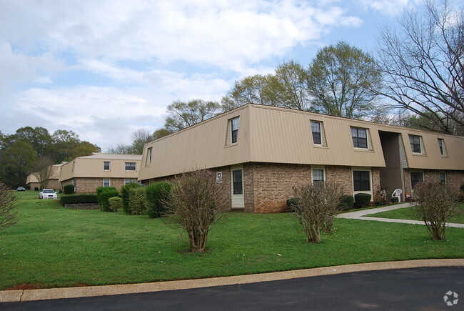 Building Photo - Bent Creek Rental