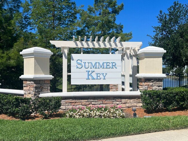 Stylish 3 Bedroom, 2 bath Condo with Woode... - Stylish 3 Bedroom, 2 bath Condo with Woode... Unidad 208