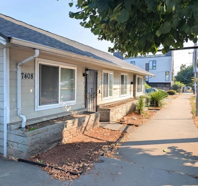 7408 Rainier Avenue South Unidad 3