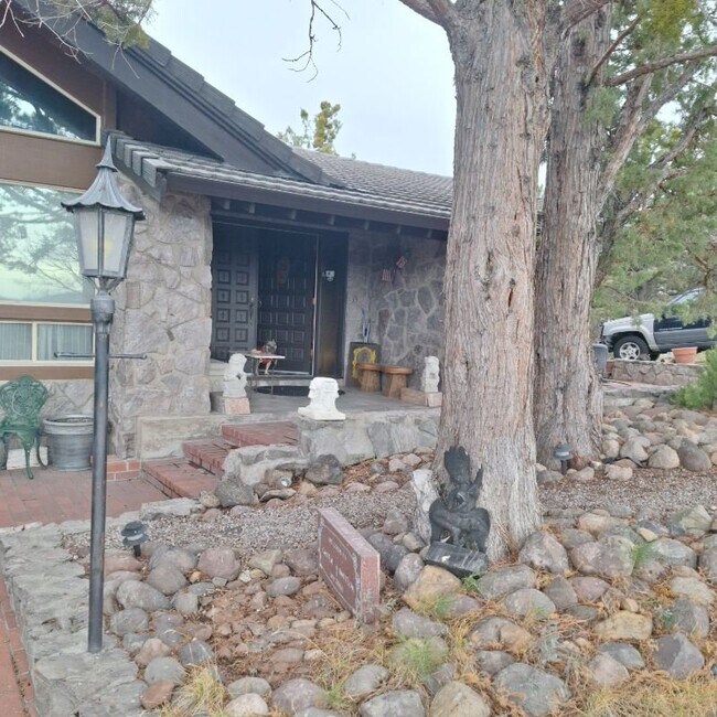 Photo - 5137 Hill Dr