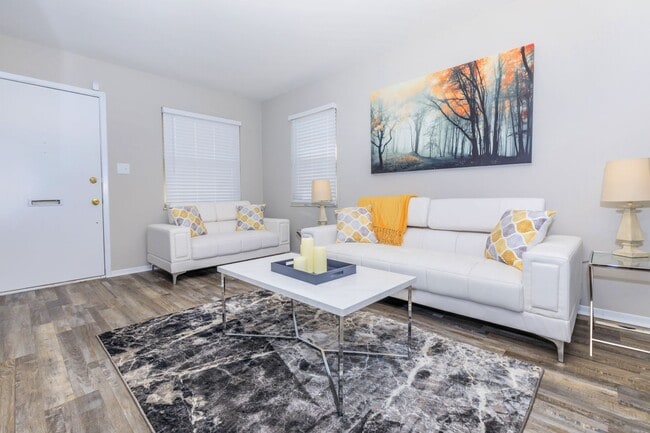 Photo - TOWNHOMES AT BLENDON