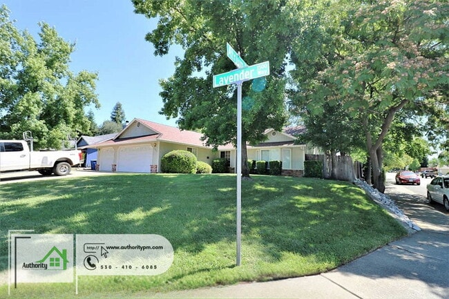 Photo - 1599 Lavender Way