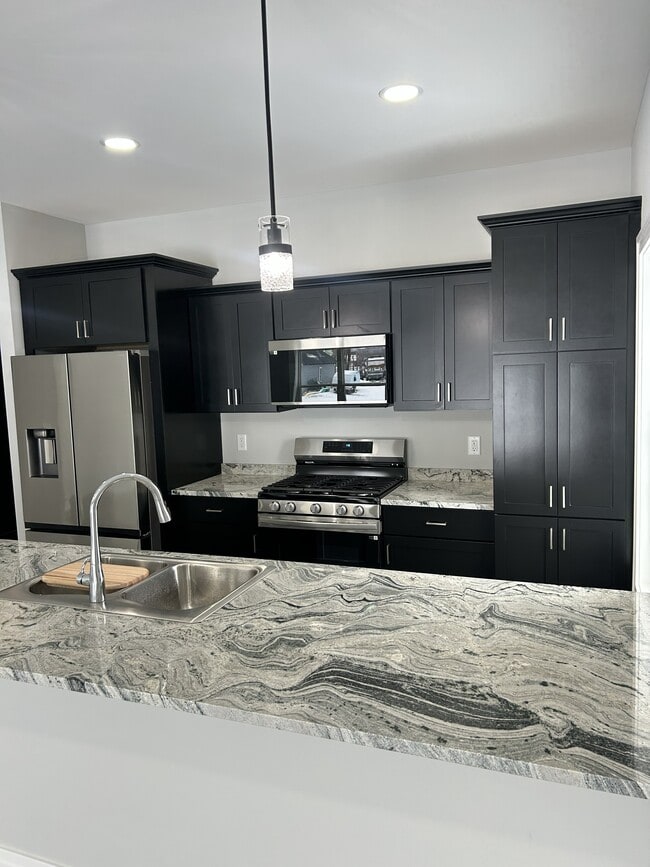 Photo - 4256 Greenfield Pkwy Unit 4256 Greenfield Pky #6