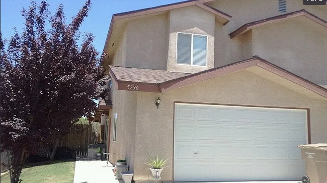 Building Photo - 5730 Castlegate Ln