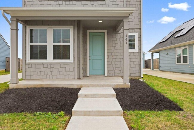 Photo - 303 Elm Br Trl