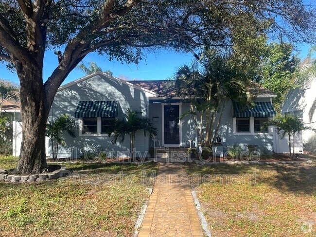 Building Photo - 1134 15th St N Rental