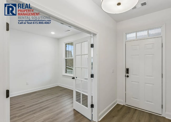 Photo - Luxury 5 bd 3 bath with office, bonus room and 3 car garage!!