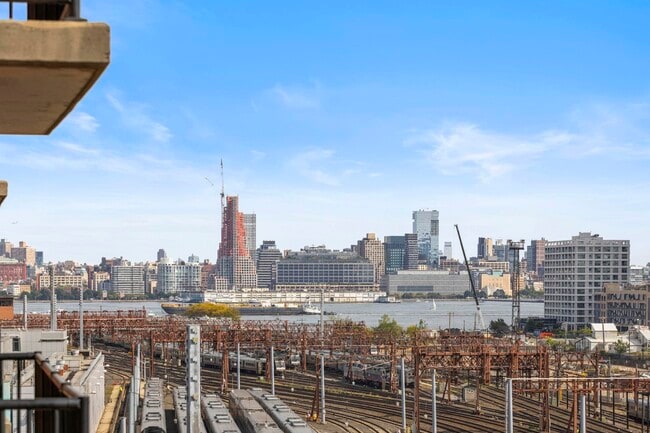 Photo - 700 Grove St Unidad 9M