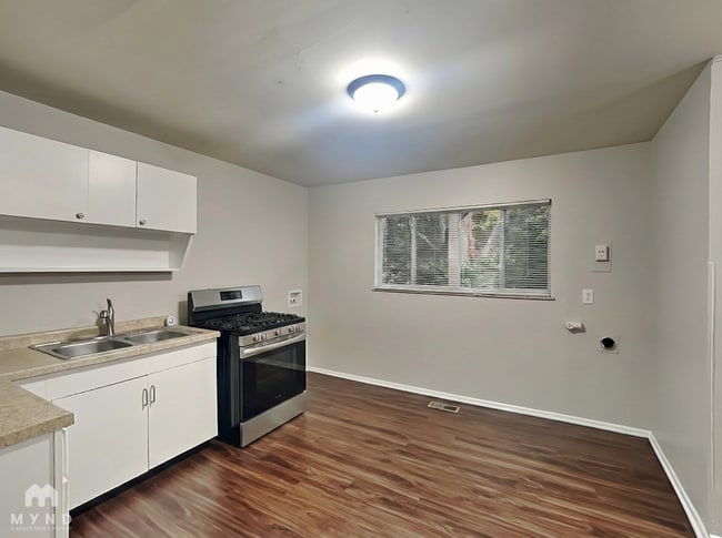 Photo - 8524 Georgiana Ln