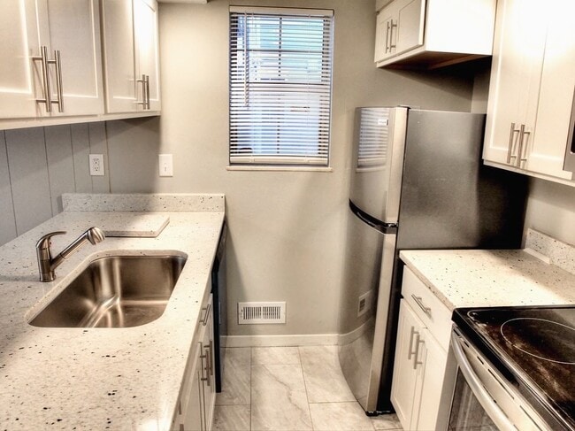 Photo - 316 E 17th Ave Unit 316 E 17th Ave.