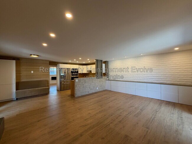 Photo - 7401 E Northland Dr Unit 7