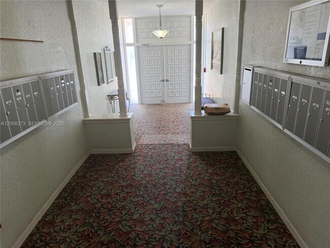 Photo - 2200 NE 66th St Unit 1426