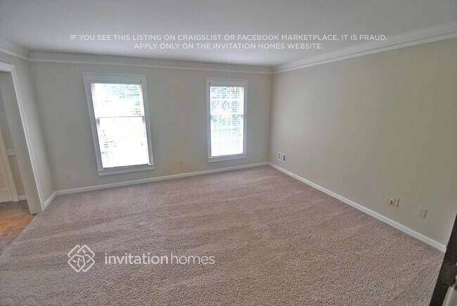 Photo - 427 Patterson Rd SW