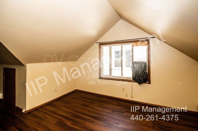 Photo - 2671 E 130th St Unidad 3