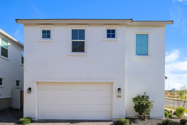 Building Photo - Inviting 3-Bedroom Mesa Home