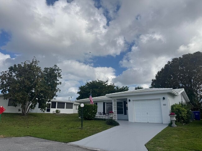 Photo - 100 NW 27th St