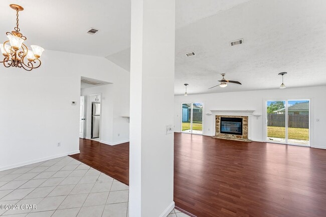 Photo - 6824 Forsythe Dr