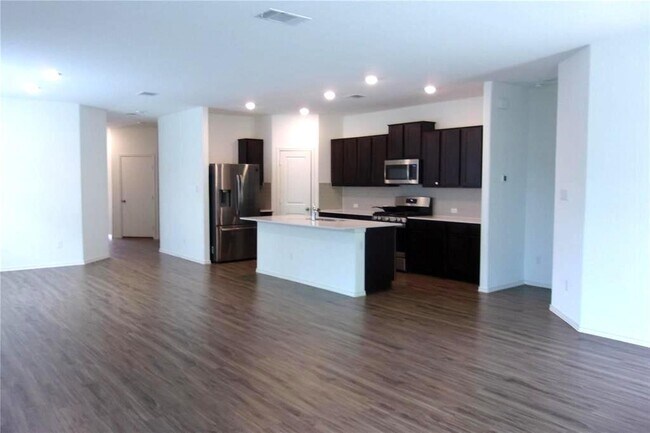 Photo - 6420 Turin Ln