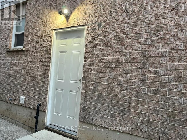 Photo - 19 Sophia Crescent