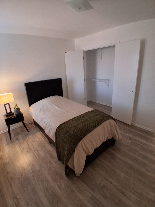 Photo - 2036 Cloverdale Ln