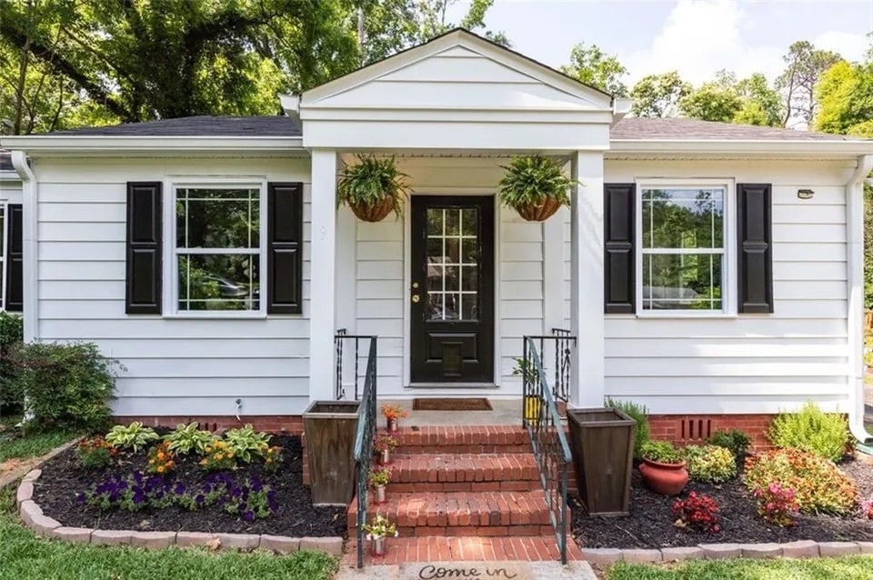 Photo - 9 Meridian Dr