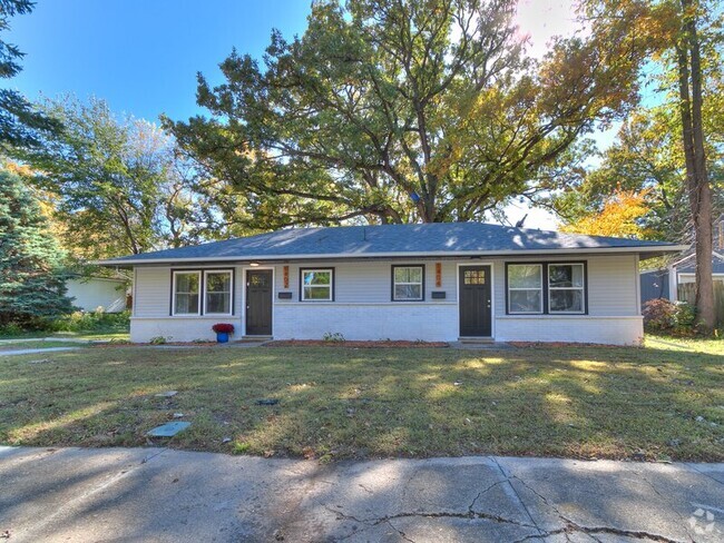 Building Photo - 1404 Crescent St Rental