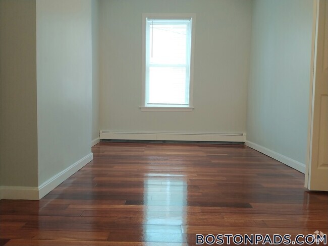 Building Photo - 108 Boston St Rental