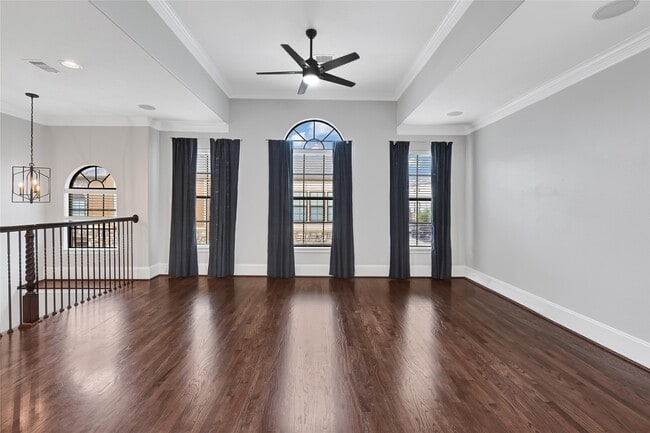 Photo - 1320 Studer St