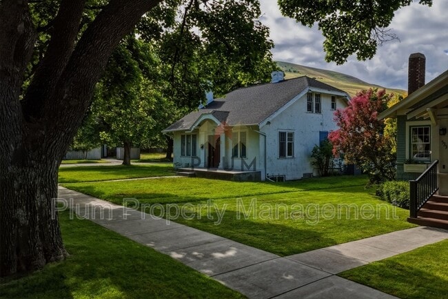 Photo - 541 E Beckwith Ave