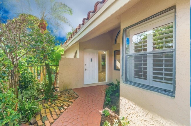 Photo - 22545 Meridiana Dr