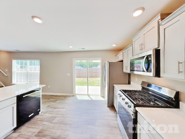 Photo - 934 Bosemon St