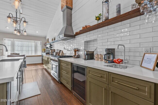 Photo - 4402 E Turney Ave