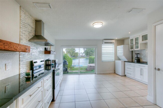 Photo - 7389 W 18th Ave